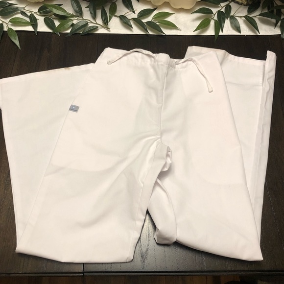Women’s white scrub pants EUC - Picture 1 of 6